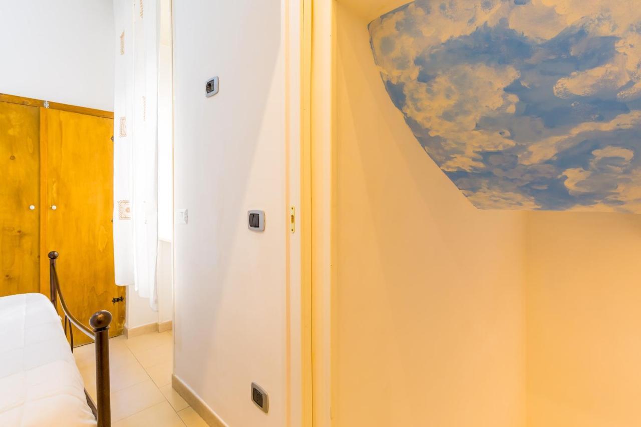 Tribunali 194 - Cozy Flat In Center Наполи Екстериор снимка