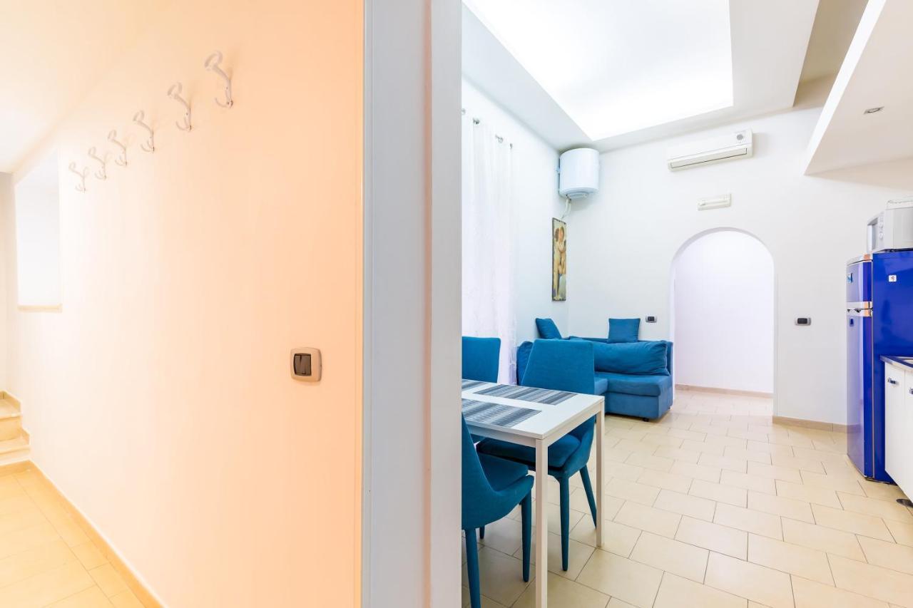 Tribunali 194 - Cozy Flat In Center Наполи Екстериор снимка